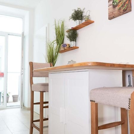 2 Rooms & Balcony - Top Location! Wien Eksteriør billede