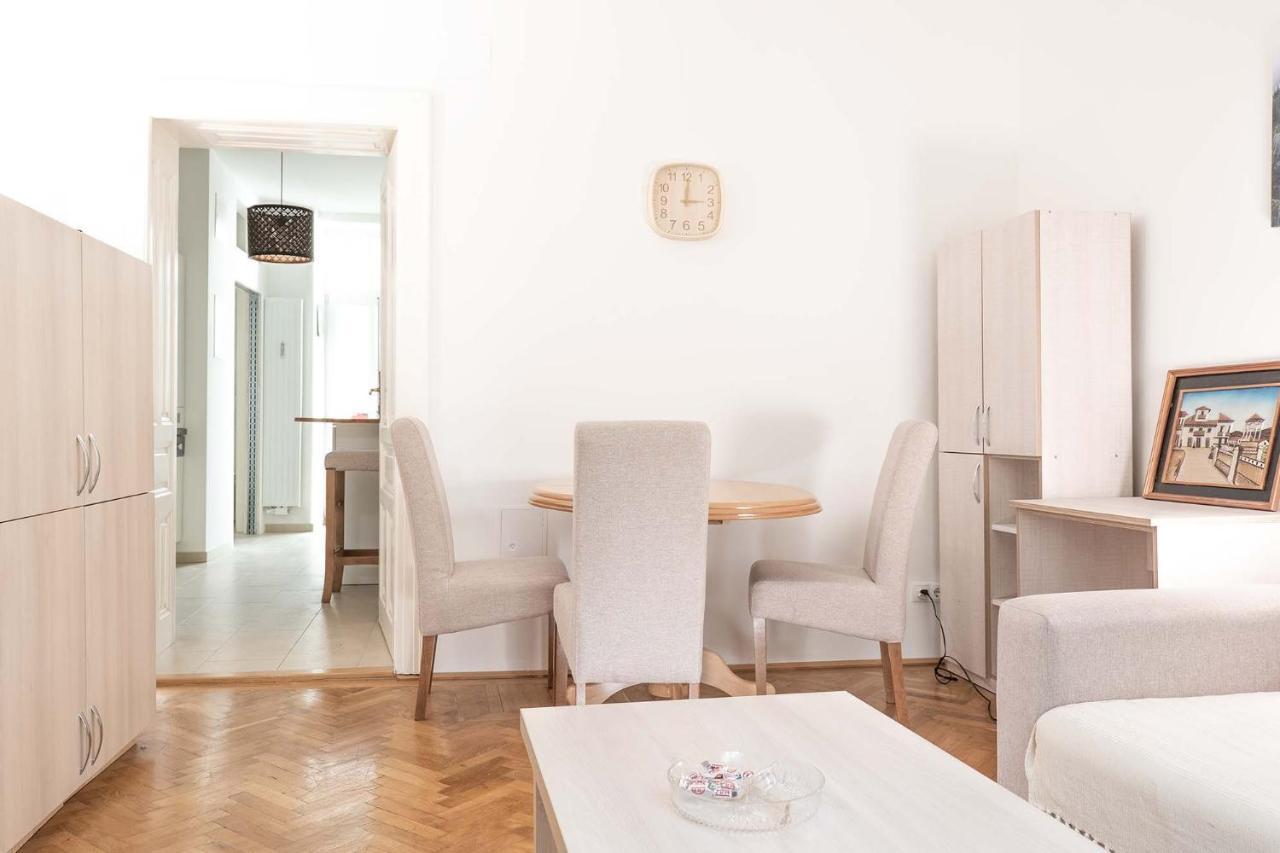 2 Rooms & Balcony - Top Location! Wien Eksteriør billede